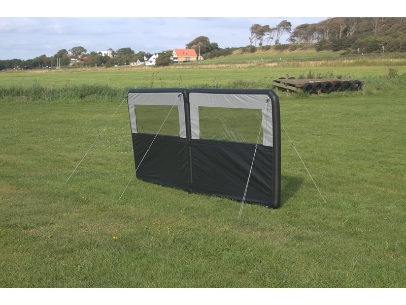 Telta - Inflatable Windbreak